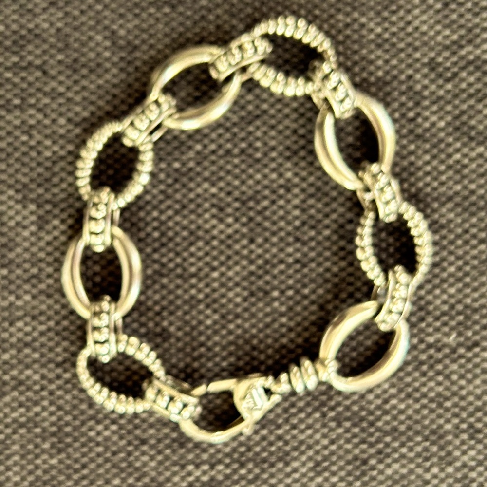 Beautiful and discontinued Lagos bracelet